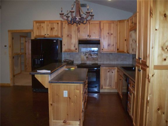 4th image of 9009 County Road 229