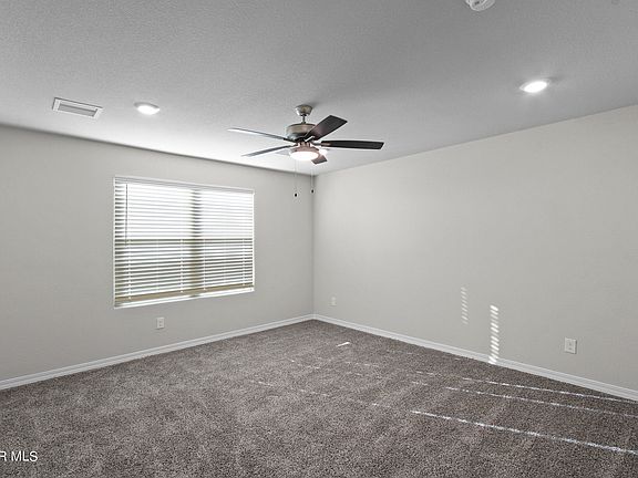 5th image of 1617 Tony Harper St