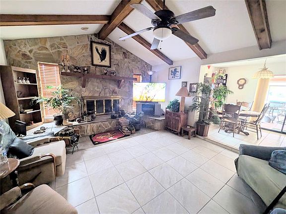 5th image of 1565 Shadow Ridge Cir