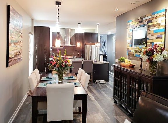 Open from Foyer to Kitchen