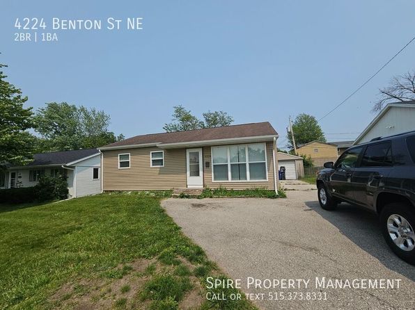 4224 Benton St NE