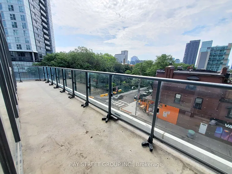 251 Jarvis St #306 — Photo 12