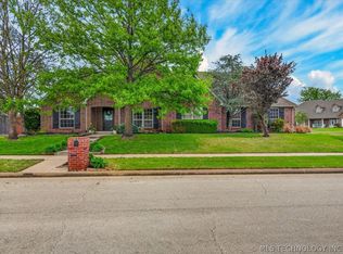 1208 Larkspur Dr, Bartlesville, OK 74006