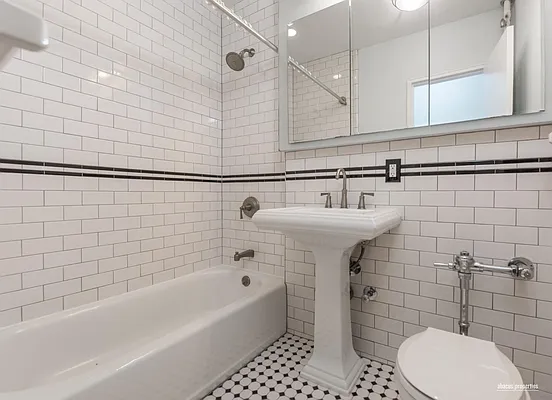 Rented by Abacus Properties | media 16