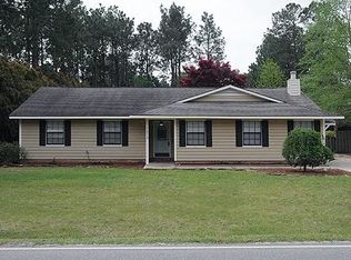 7819 King Rd, Fayetteville, NC 28306