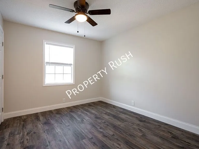 600 Corbley Rd — Photo 15