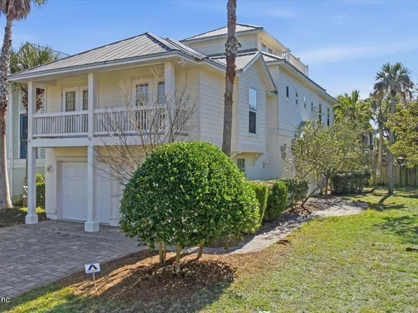 76 17TH Street, Atlantic Beach, FL 32233