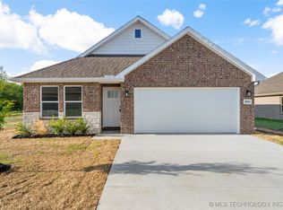 28046 E 108th St S, Broken Arrow, OK 74014