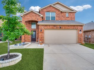 8920 Deadwood Ln, Aubrey, TX 76227