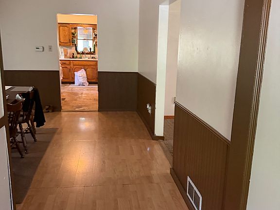 5th image of 2716 Wilson St