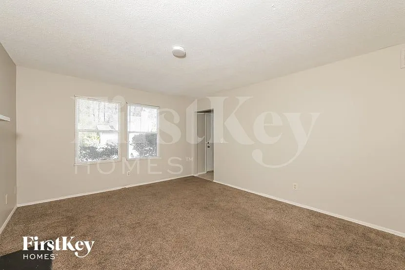 Building Photo - 6249 Creekford Ln
