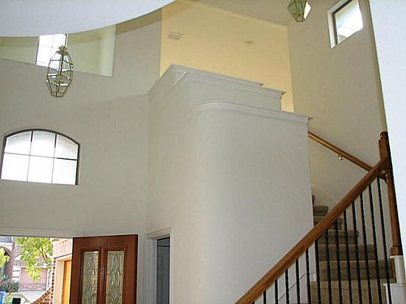 3rd image of 380 Parkvillage Ave