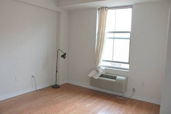 2nd image of 149 Essex St #505X