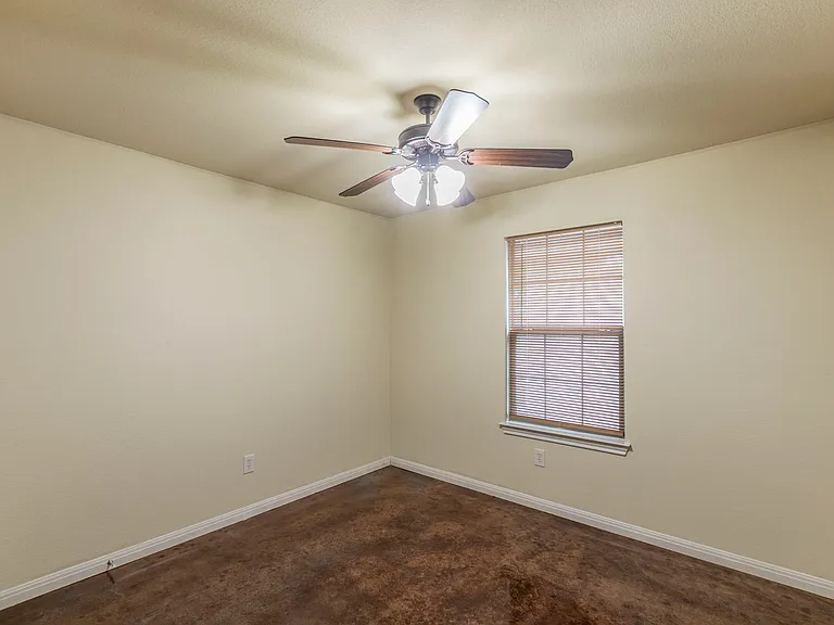 134 Meadow Park Cir — Photo 8