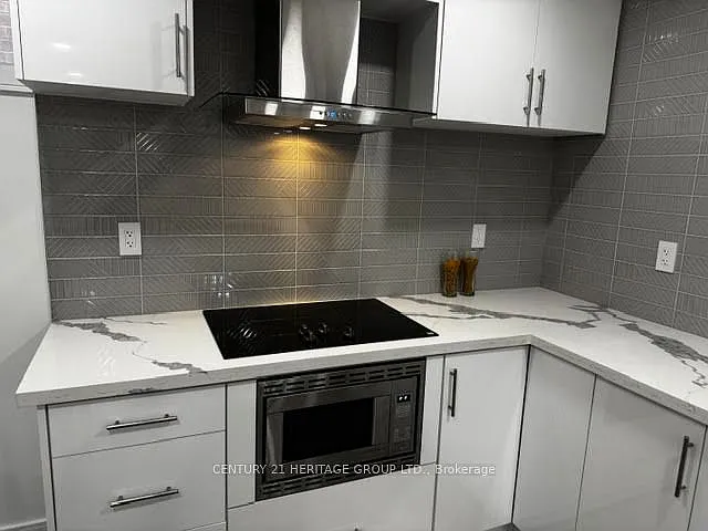 7 Larkfield Cres #2 — Photo 12
