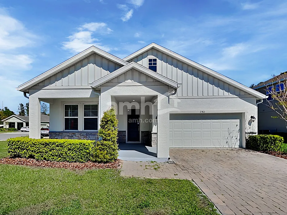 2463 Ixora Ct