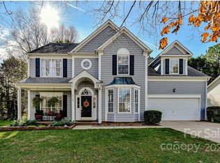 9100 Torrence Crossing Dr, Huntersville, NC 28078