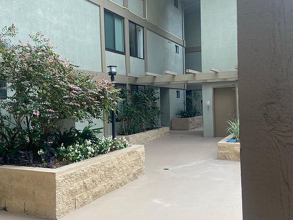 4th image of 1007 S Catalina Ave APT 104