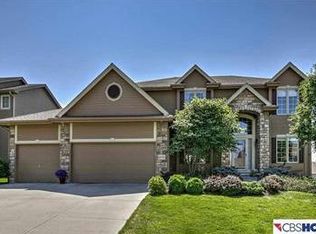 14735 Black St, Bennington, NE 68007