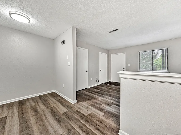 Mount Pleasant Villas Apartment Homes - 1x1 Deluxe