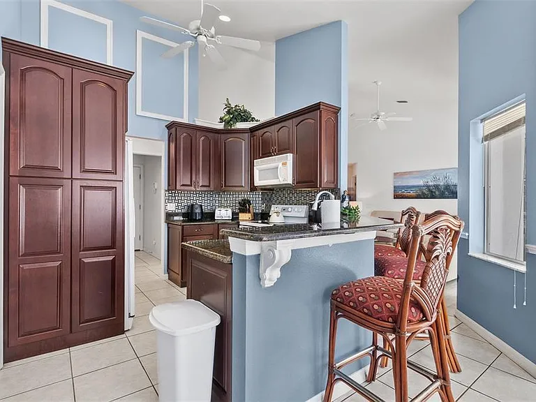 4812 Kenvil Dr — Photo 16