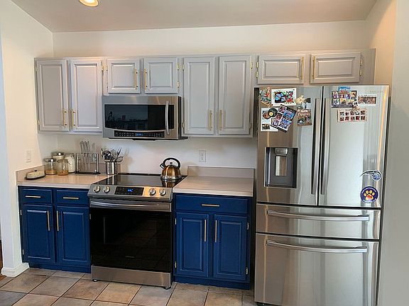 3rd image of 2609 Gilsom Ct