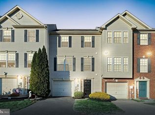 222 Country Ridge Dr, Red Lion, PA 17356