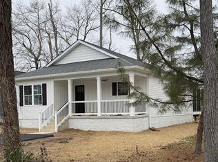 141 9th St, Colonial Beach, VA 22443