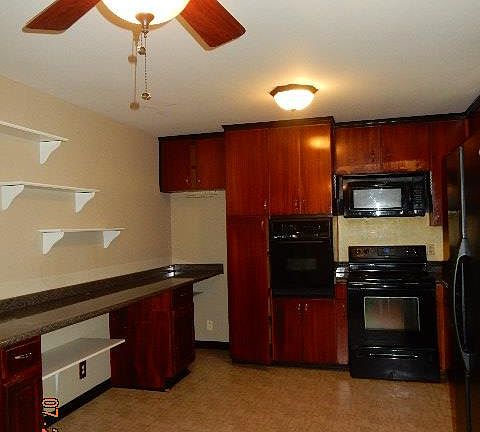 5th image of 203 Ambrose Dr