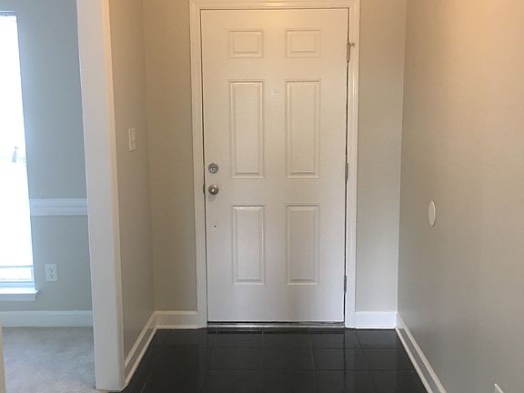 2nd image of 3704 Bansbury Pl