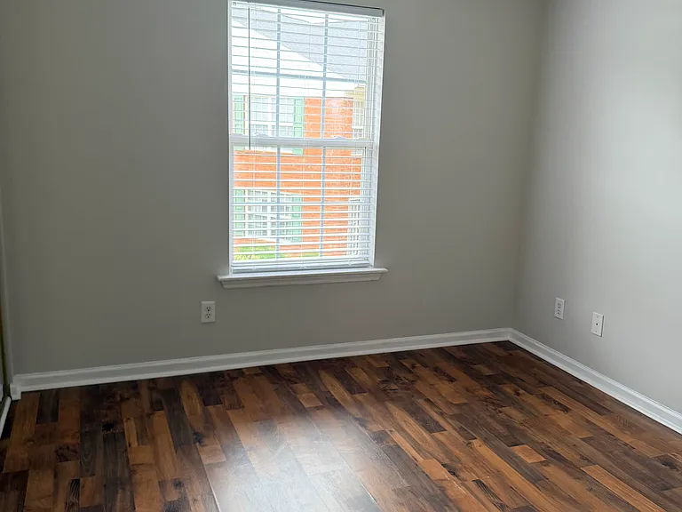527 Third Loop Rd #E — Photo 24