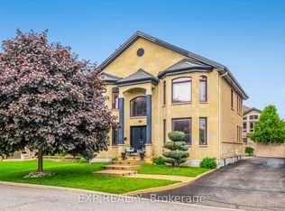 459 Rahul Cres, Ottawa, ON K2C 4H8