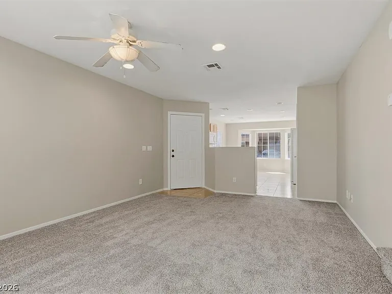 10404 Dark Sands Ave — Photo 3