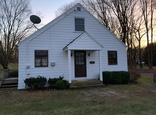 7 Cloverdale Ave, Shelton, CT 06484