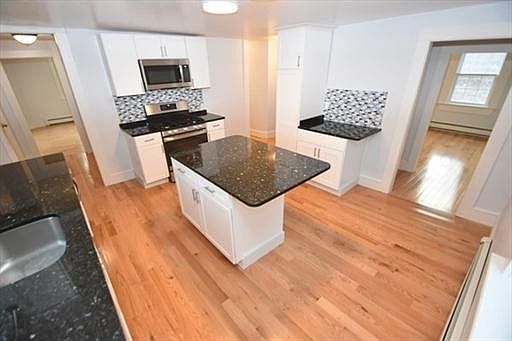 1st image of 88R Billington St #2