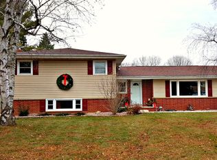 108 Wenban Ave, Neenah, WI 54956