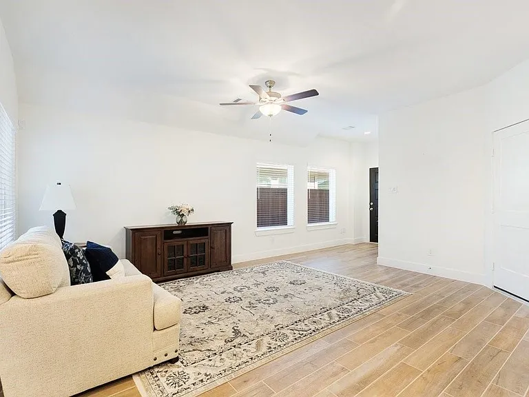 10122 Crescendo Way — Photo 6