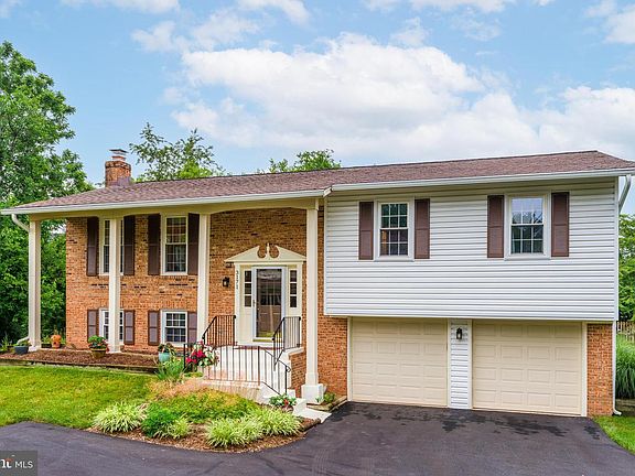 2nd image of 3171 Kirkwell Pl