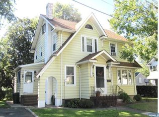 3 Berry Ct, Maywood, NJ 07607