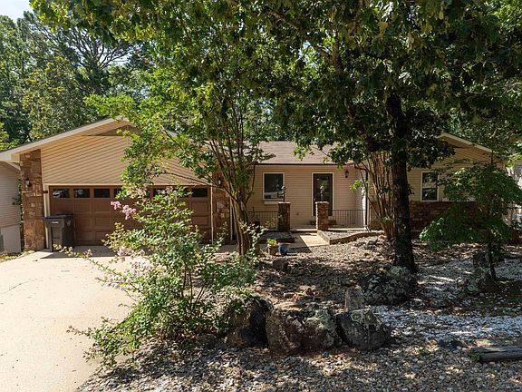 2nd image of 12 Alava Ln