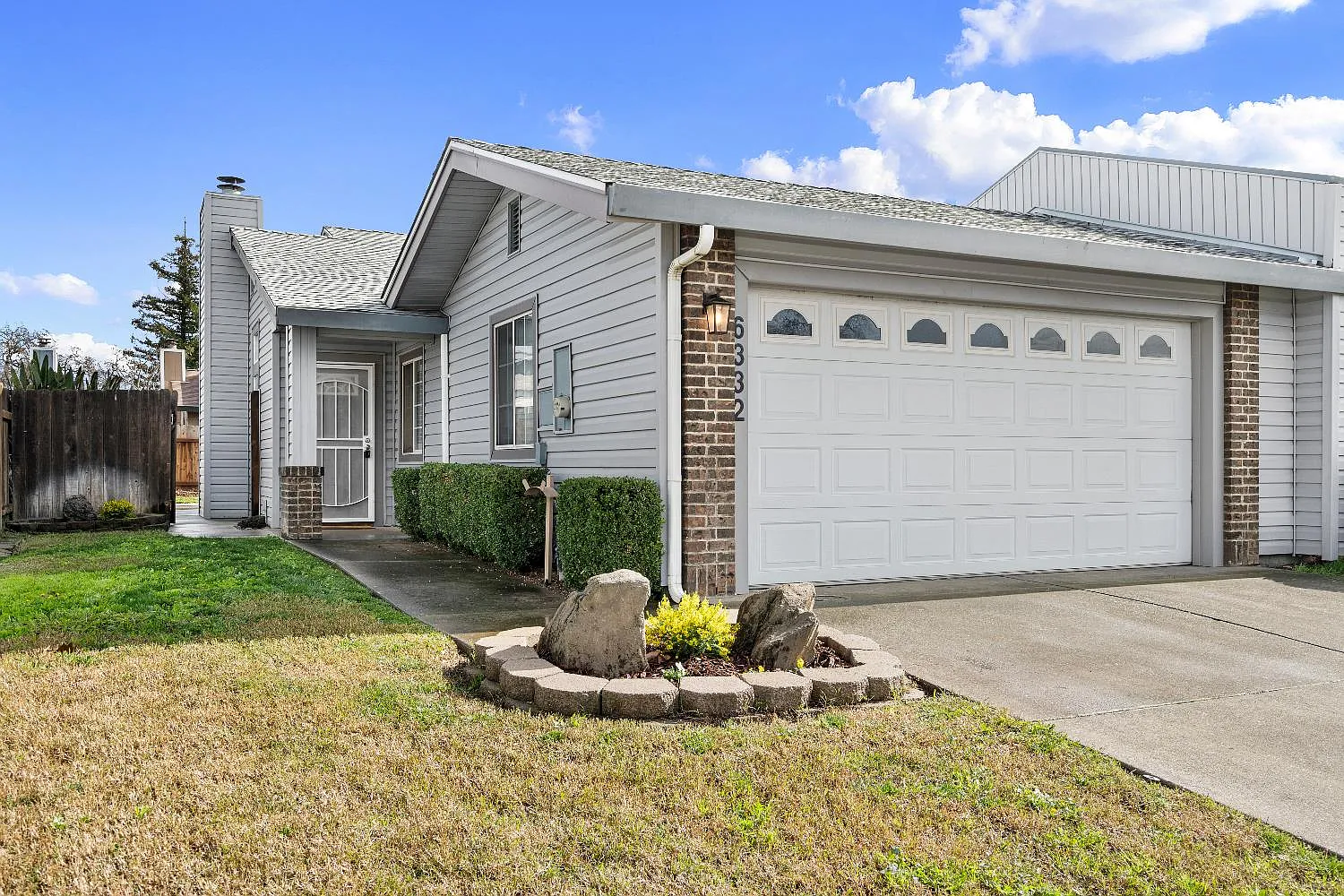6332 Elkhorn Manor Dr photo 1