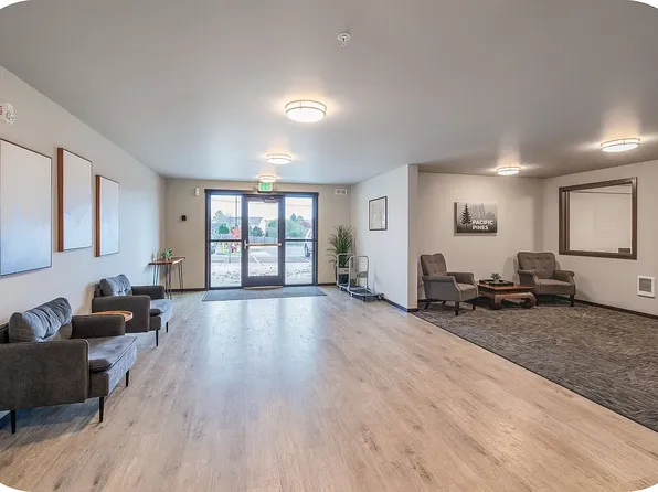 Pacific Pines Apartments