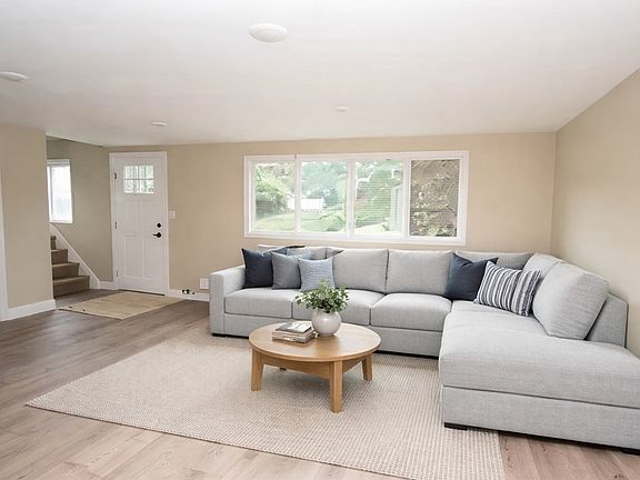 3rd image of 5135 S Passage Dr