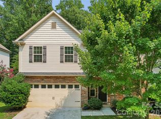 8402 Bampton Dr, Concord, NC 28027