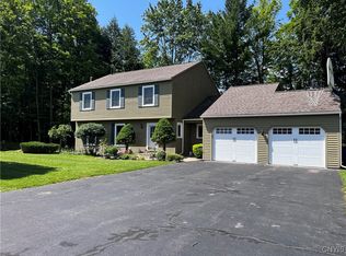4405 Jack In The Pulpit Cir, Manlius, NY 13104
