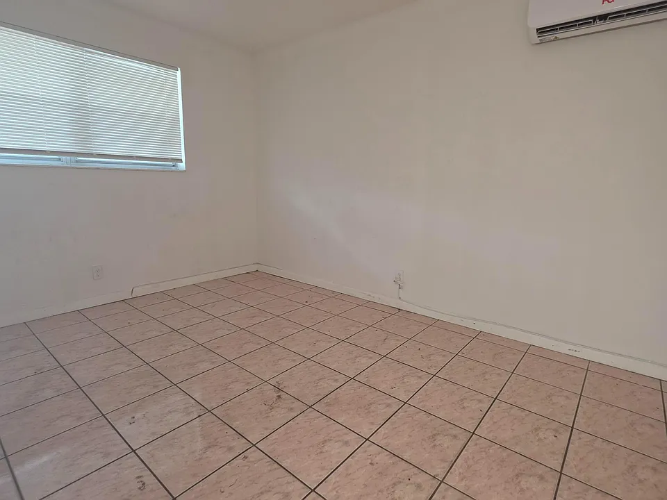 1826 Sherman St #7