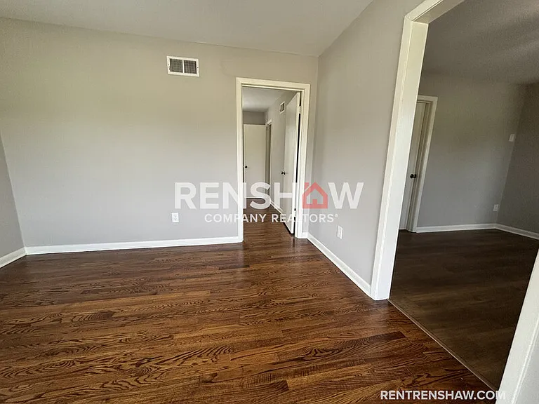 121 West St — Photo 7