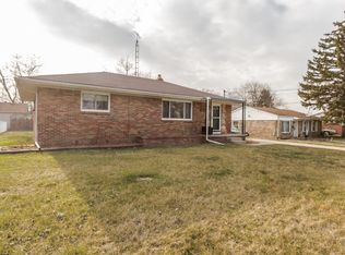 2114 Maryland Pl, Northwood, OH 43619