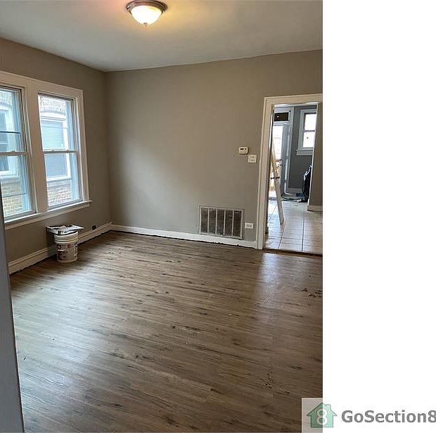 2nd image of 8205 S Justine St APT 3