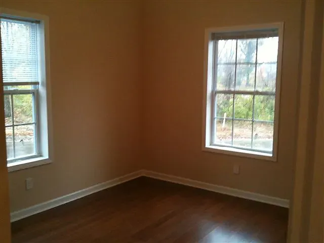 213 Wright Ave — Photo 3